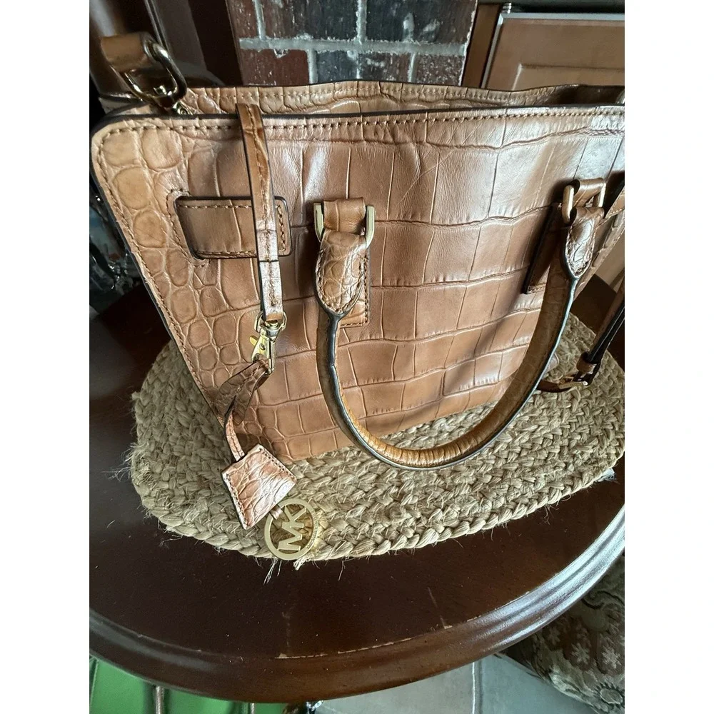 MICHAEL‎ MICHAEL KORS DILLON EW SATCHEL Embossed leather BAG
